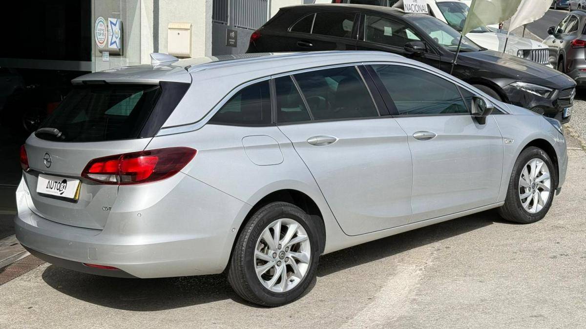 opel-astra-sport-tourer-2018-diesel-1598cc