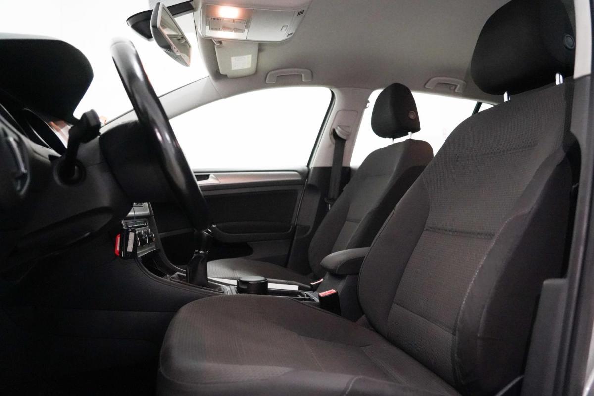 volkswagen-golf-2015-diesel-1598cc