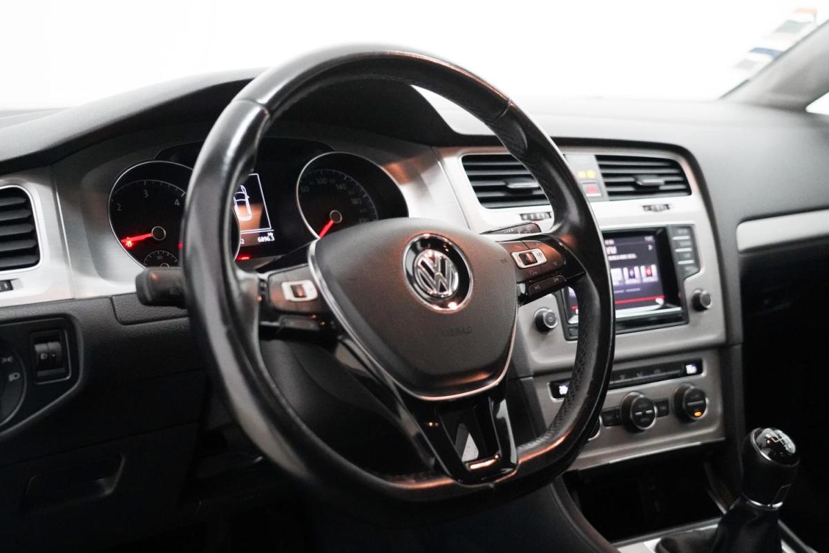 volkswagen-golf-2015-diesel-1598cc
