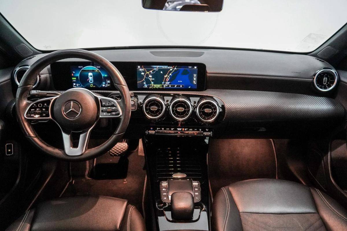 mercedes-benz-classe-a-2022-hibrido-a-gasolina-1332cc