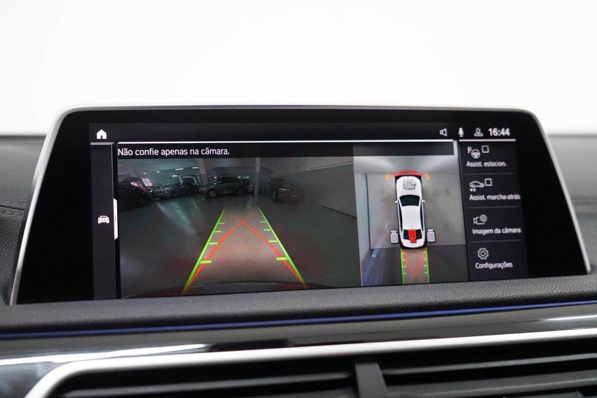 bmw-serie-7-2019-diesel-2993cc