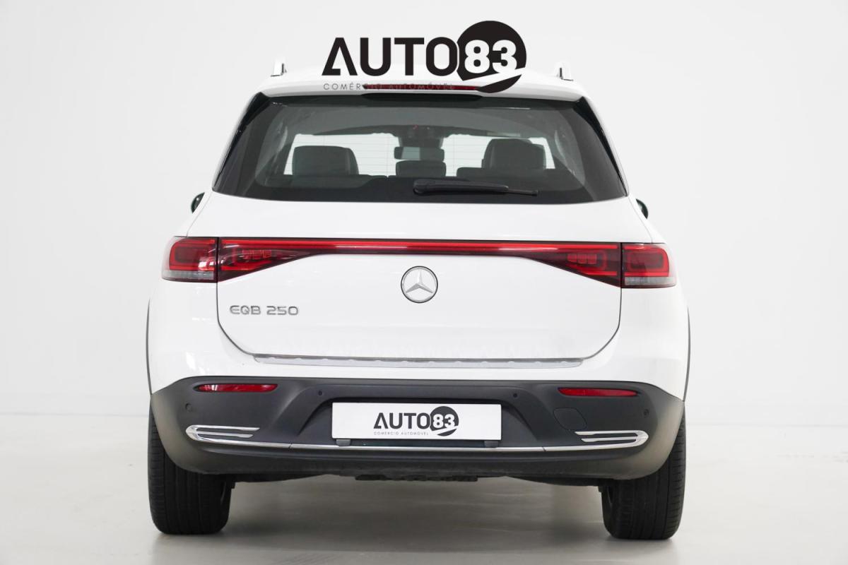 mercedes-benz-eqb-2023-eletrico-0cc