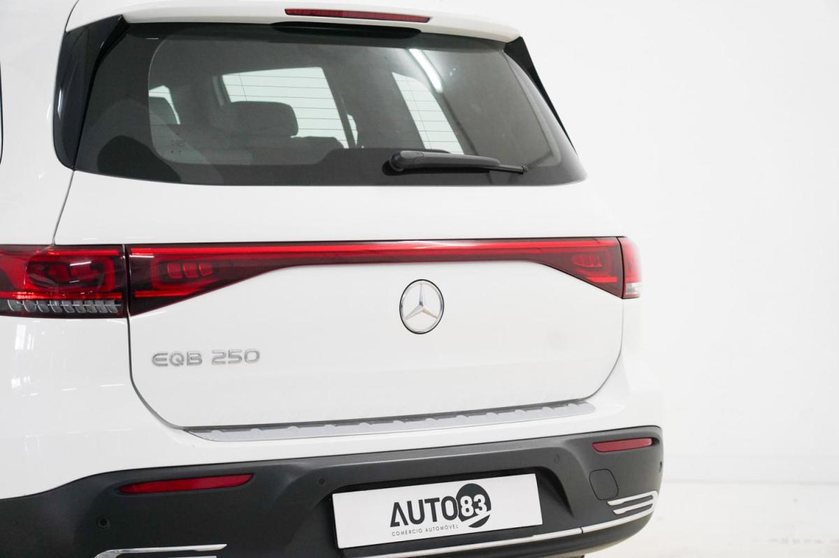 mercedes-benz-eqb-2023-eletrico-0cc