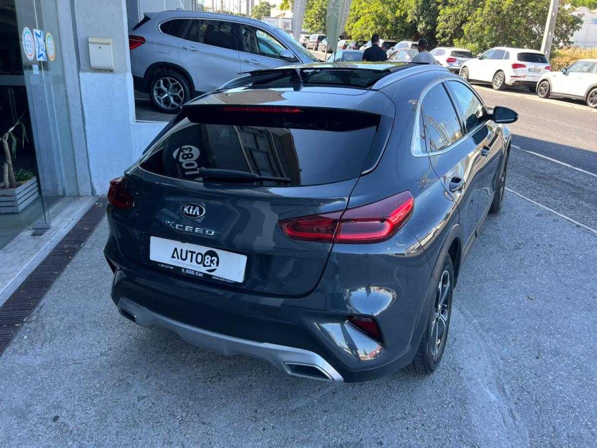 kia-xceed-2021-hibrido-a-gasolina-1580cc
