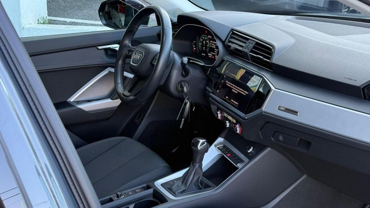 audi-q3-2022-hibrido-a-gasolina-1395cc