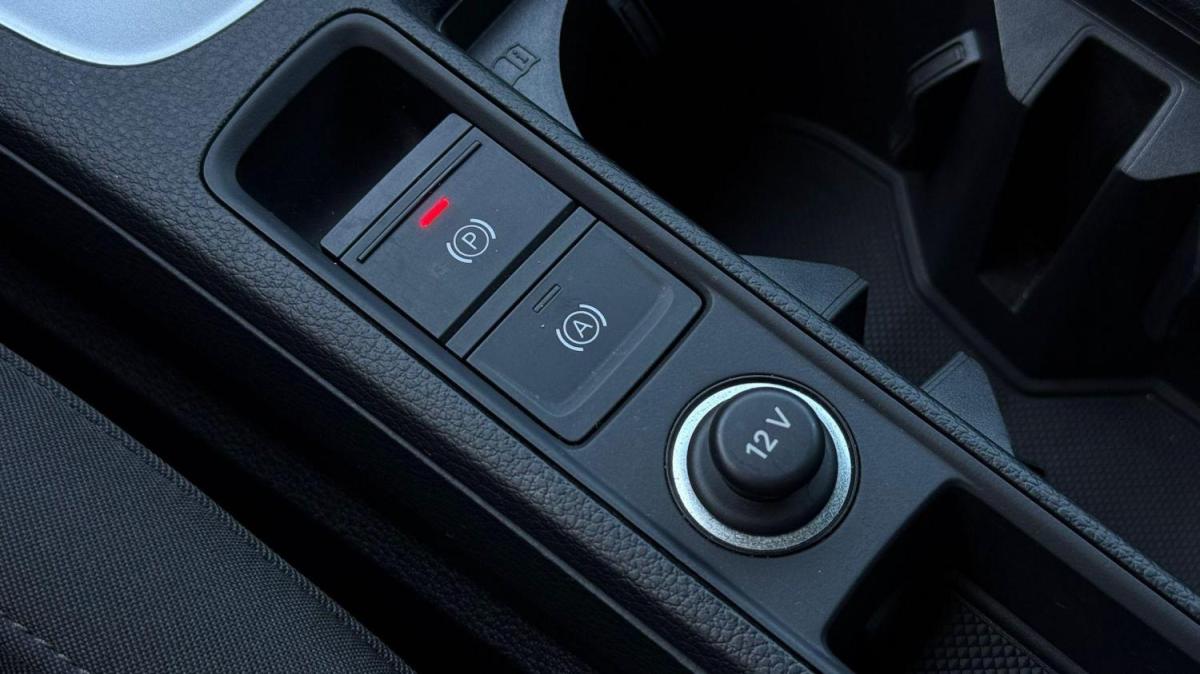 audi-q3-2022-hibrido-a-gasolina-1395cc