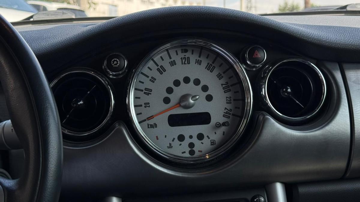 mini-cabrio-2006-gasolina-1598cc