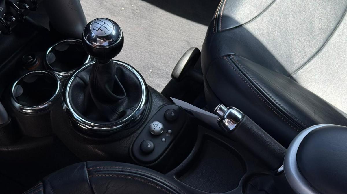 mini-cabrio-2006-gasolina-1598cc