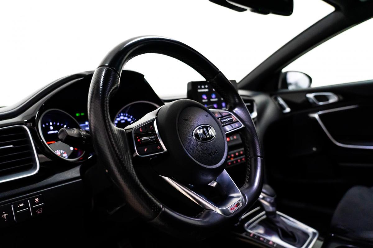 kia-proceed-2019-diesel-1598cc