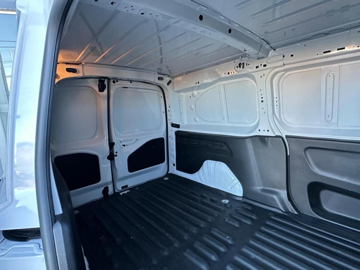 citroen-berlingo-2024-diesel-1cc