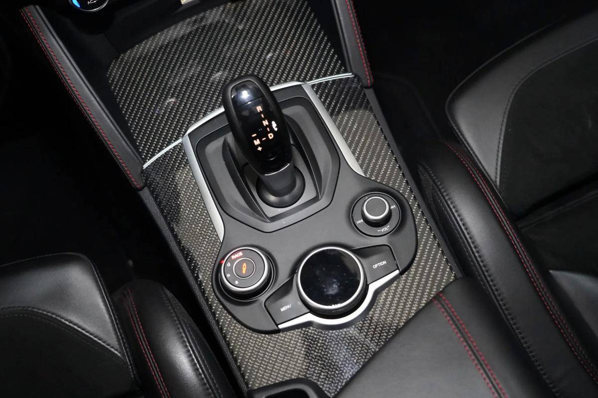 alfa-romeo-stelvio-2018-gasolina-2891cc