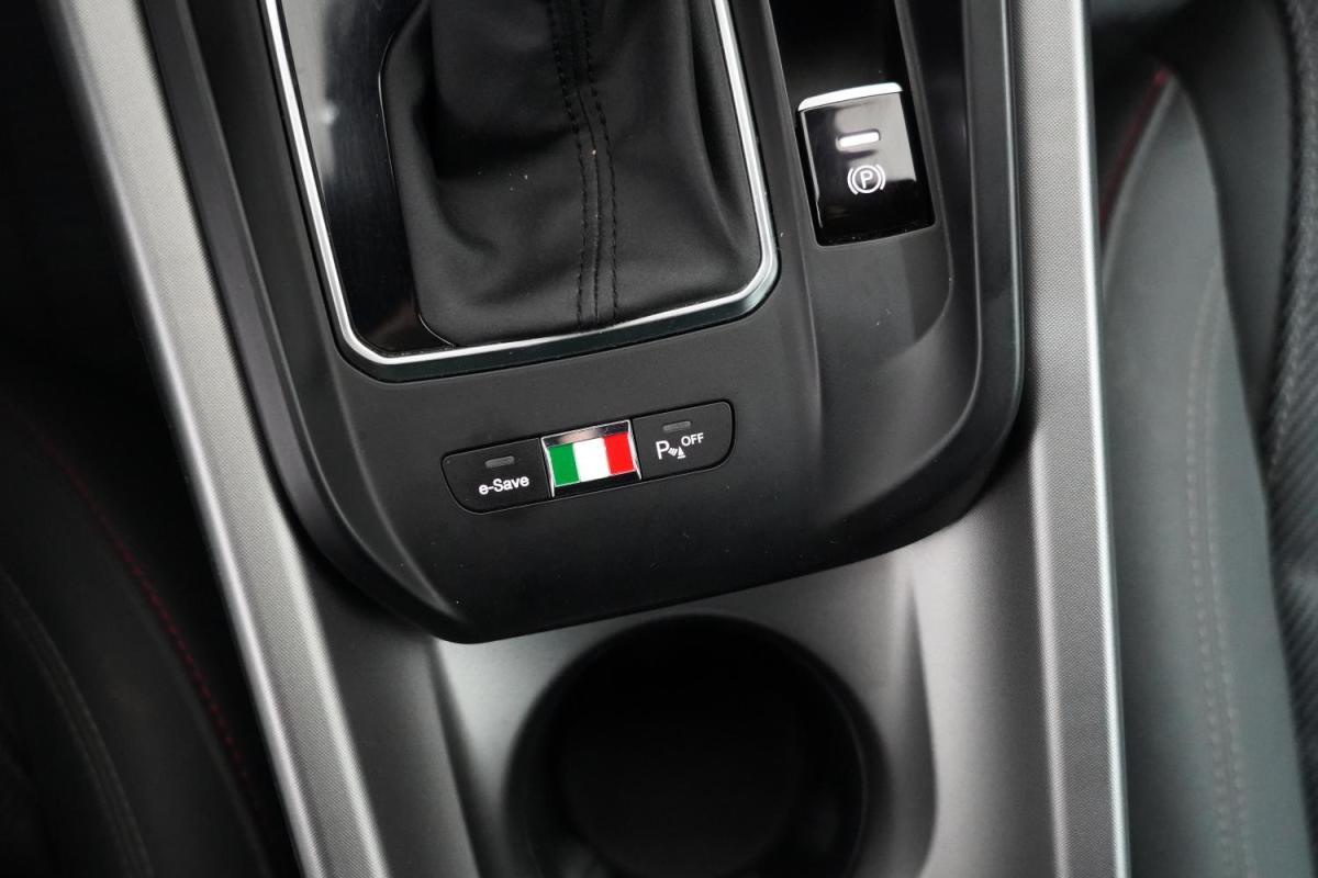 alfa-romeo-tonale-2023-hibrido-a-gasolina-1332cc