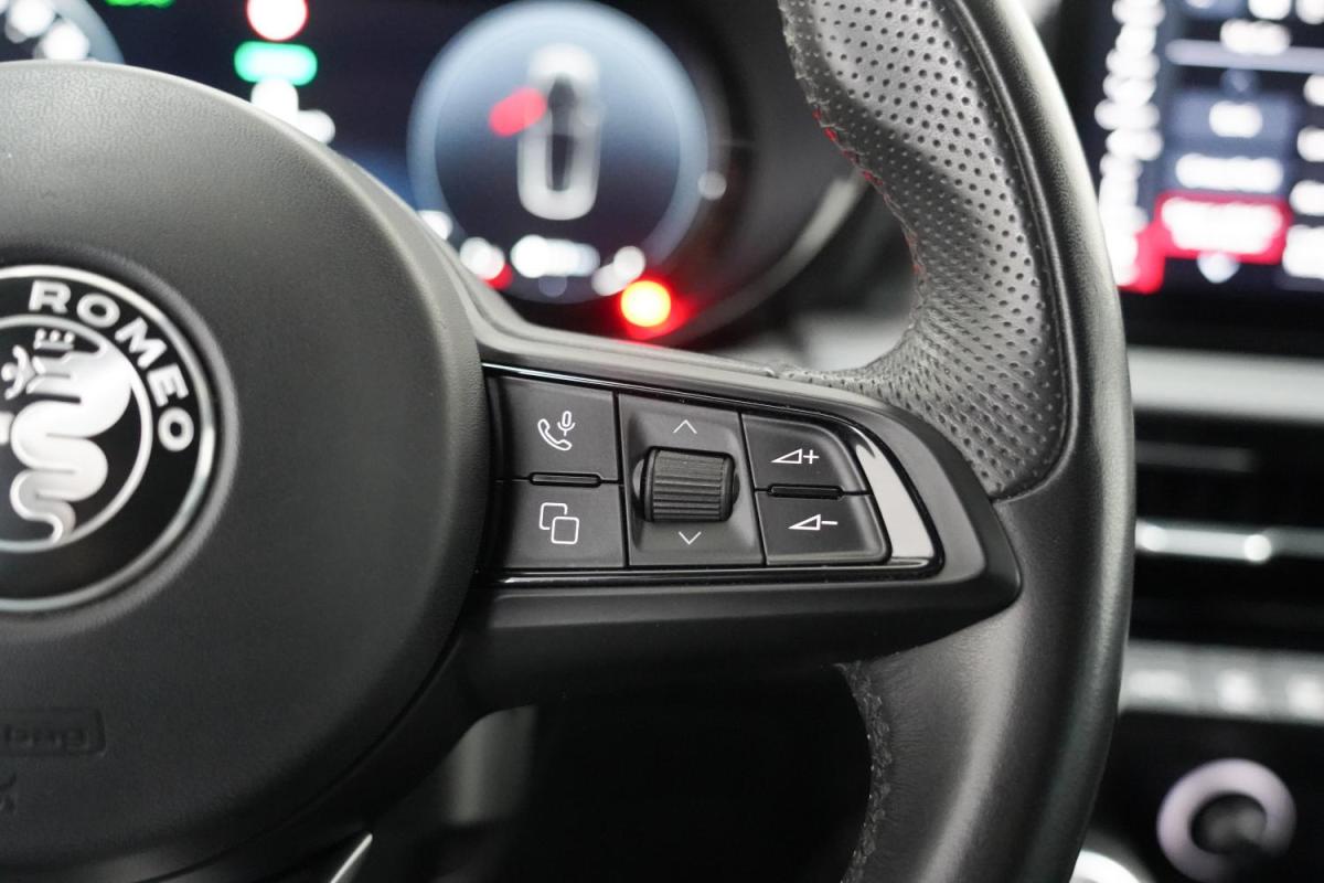 alfa-romeo-tonale-2023-hibrido-a-gasolina-1332cc
