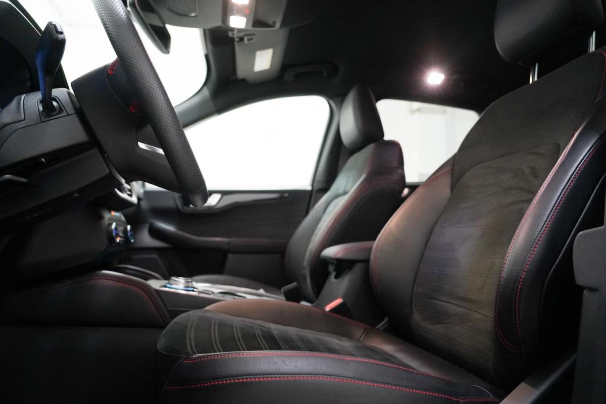 ford-kuga-2023-hibrido-a-gasolina-2488cc