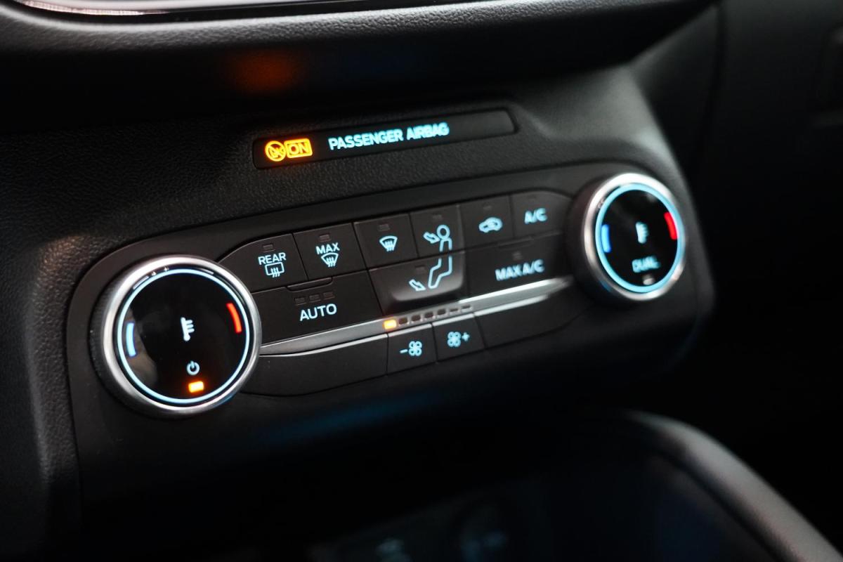 ford-kuga-2023-hibrido-a-gasolina-2488cc