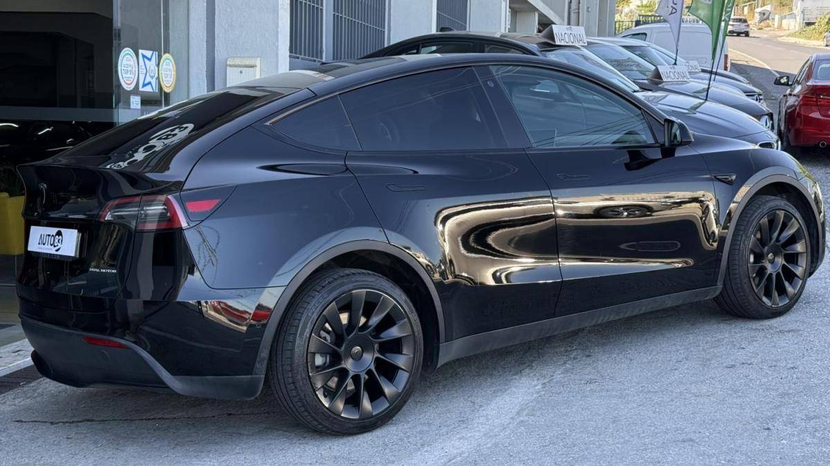 tesla-model-y-2022-eletrico-0cc