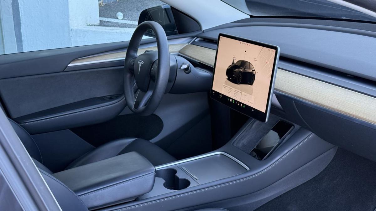 tesla-model-y-2022-eletrico-0cc