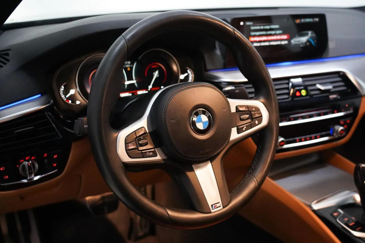 bmw-serie-5-2019-hibrido-a-gasolina-1998cc