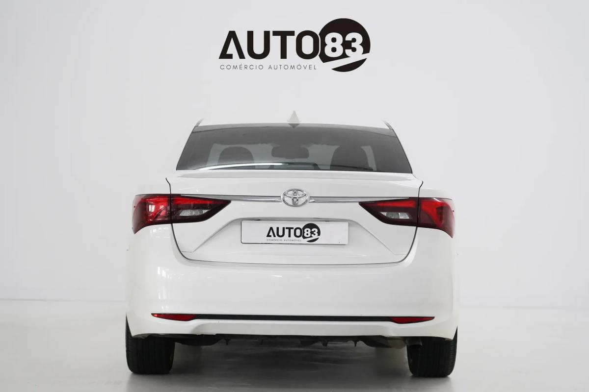 toyota-avensis-2016-diesel-1598cc