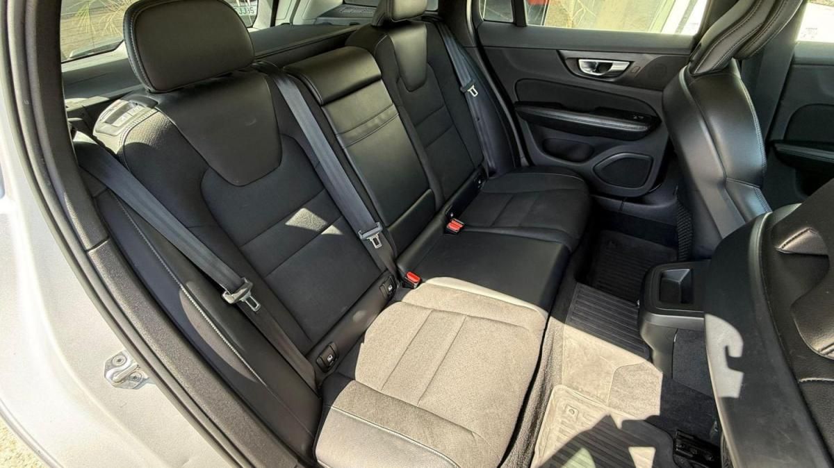 volvo-v60-2019-diesel-1969cc
