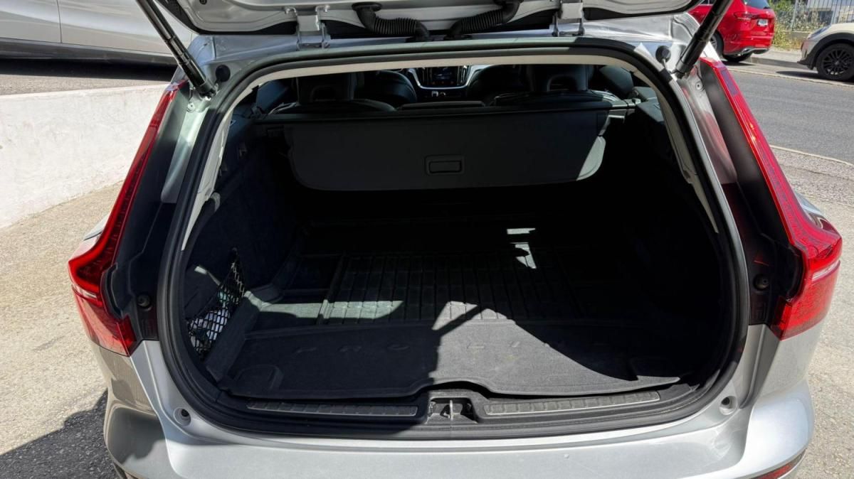 volvo-v60-2019-diesel-1969cc