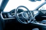 volvo-v40-cross-country-2018-diesel-1969cc