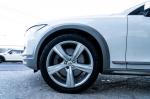 volvo-v40-cross-country-2018-diesel-1969cc