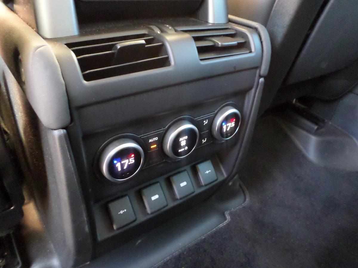 land-rover-defender-110-d240-2020-diesel-1999cc