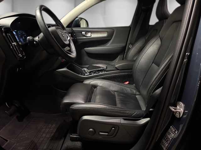 volvo-xc40-1-5-t2-2022-gasolina-1477cc