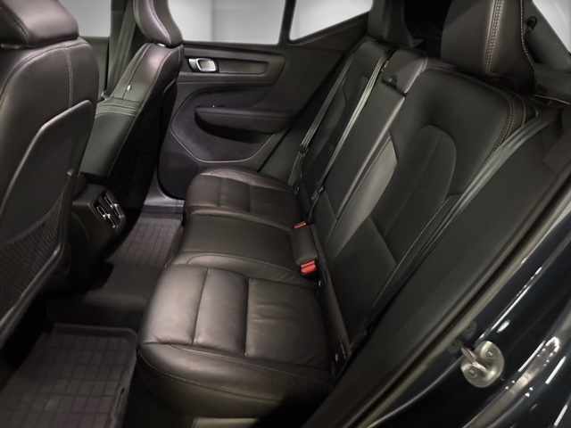 volvo-xc40-1-5-t2-2022-gasolina-1477cc