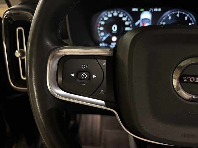 volvo-xc40-1-5-t2-2022-gasolina-1477cc