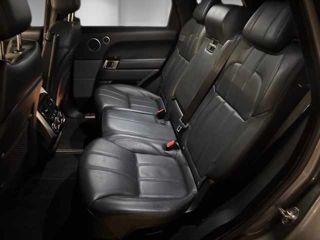 land-rover-range-rover-sport-3-0-sdv6-awd-2017-diesel-2993cc