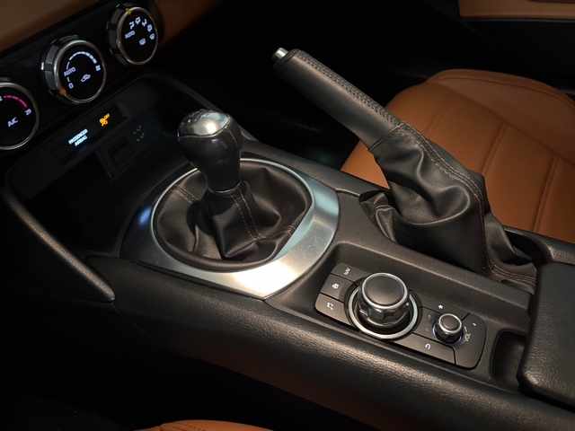 fiat-124-1-4-multiair-2016-gasolina-1368cc