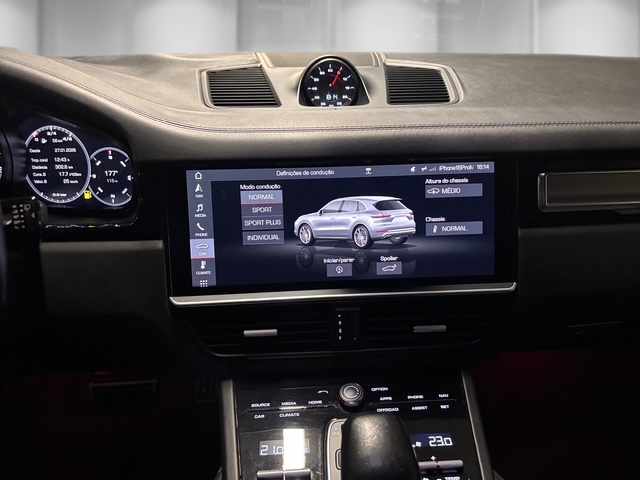porsche-cayenne-turbo-2018-gasolina-3996cc