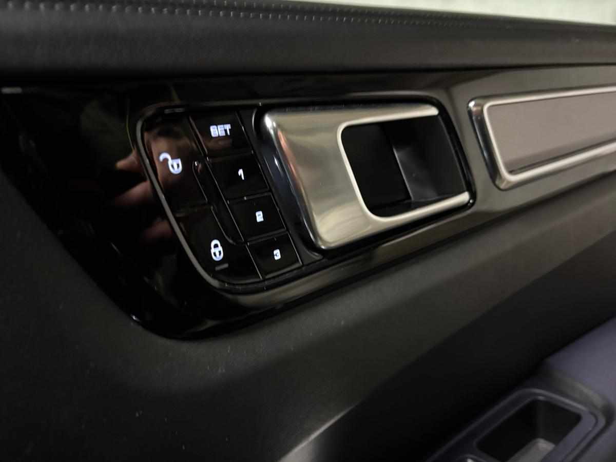 porsche-cayenne-turbo-2018-gasolina-3996cc