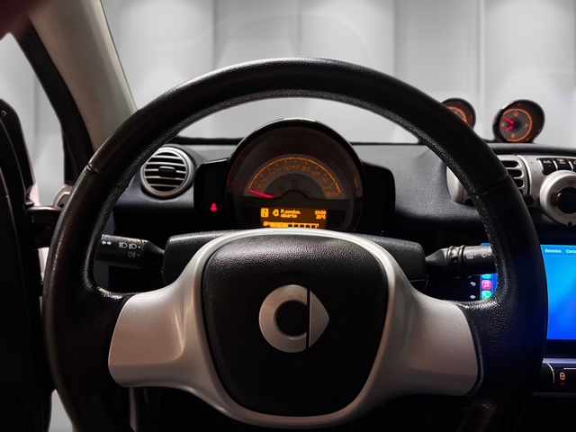 smart-fortwo-0-8-cdi-2011-diesel-799cc