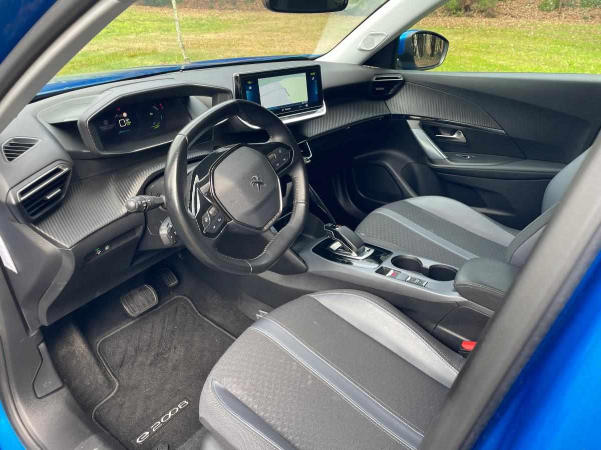 peugeot-e-2008-allure-ev-50kwh-2020-eletrico