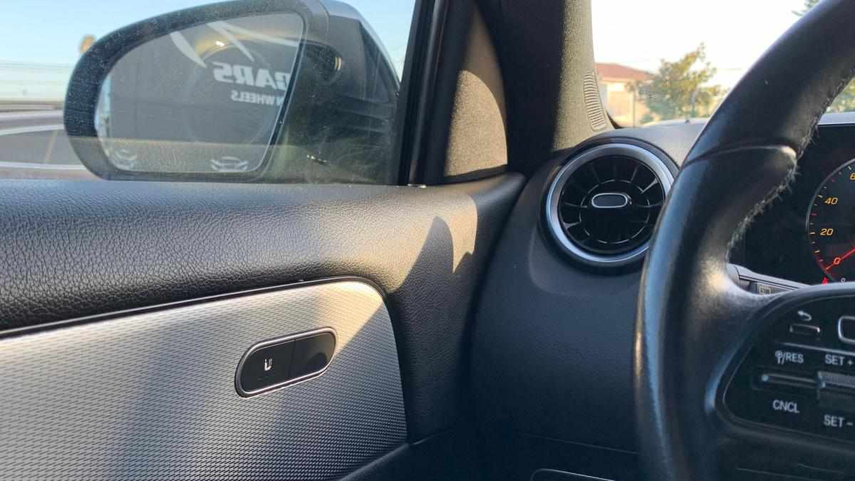 mercedes-benz-gla-250-e-2022-gasolina-1332cc