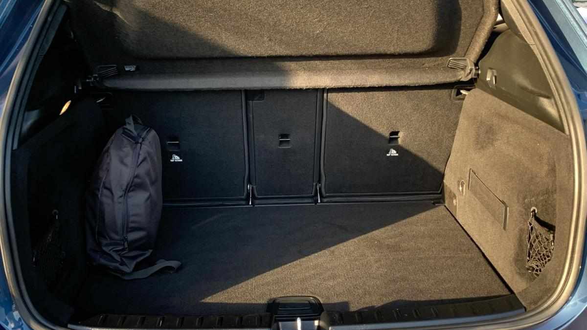 mercedes-benz-gla-250-e-2022-gasolina-1332cc