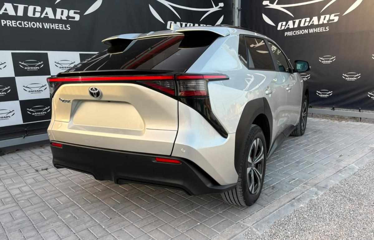toyota-bz4x-71-4-kwh-2023-eletrico