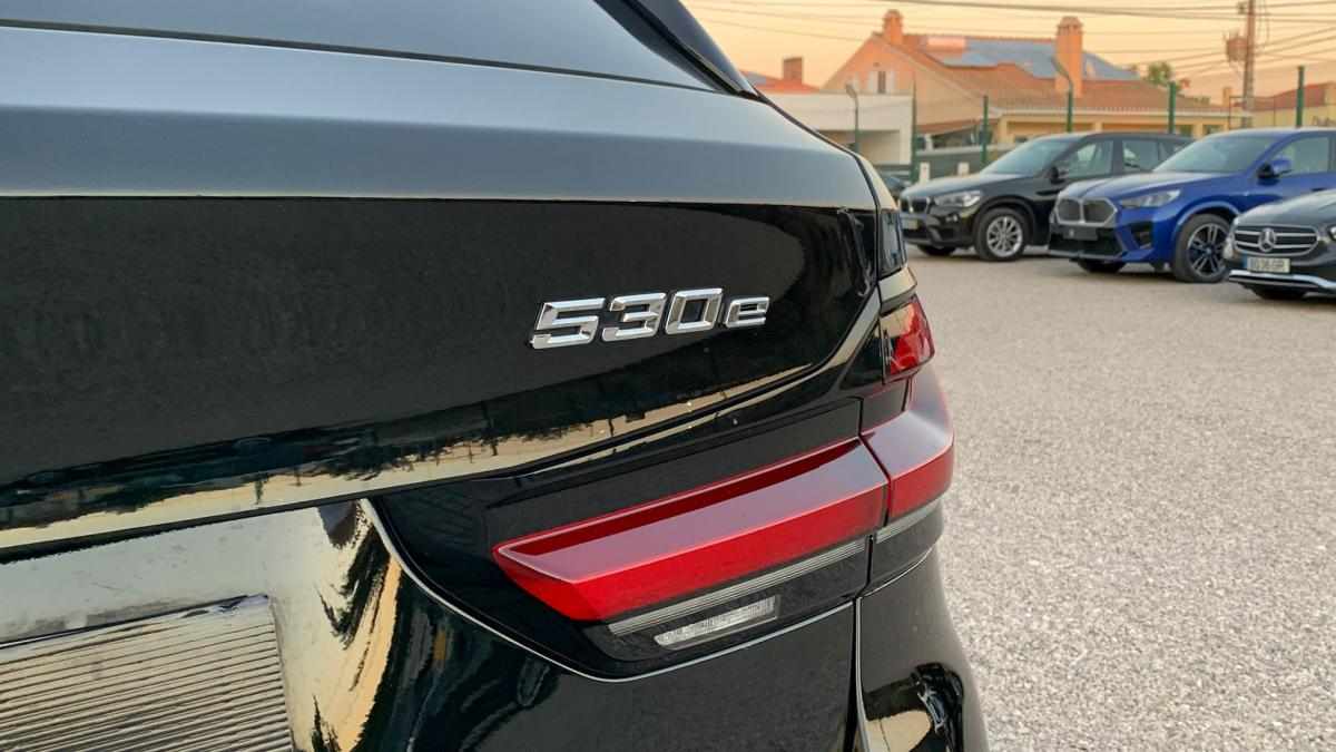 bmw-serie-5-2021-hibrido-a-gasolina-1998cc