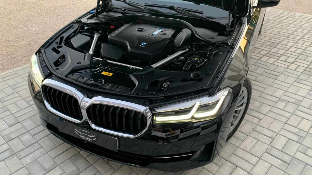 bmw-serie-5-2021-hibrido-a-gasolina-1998cc