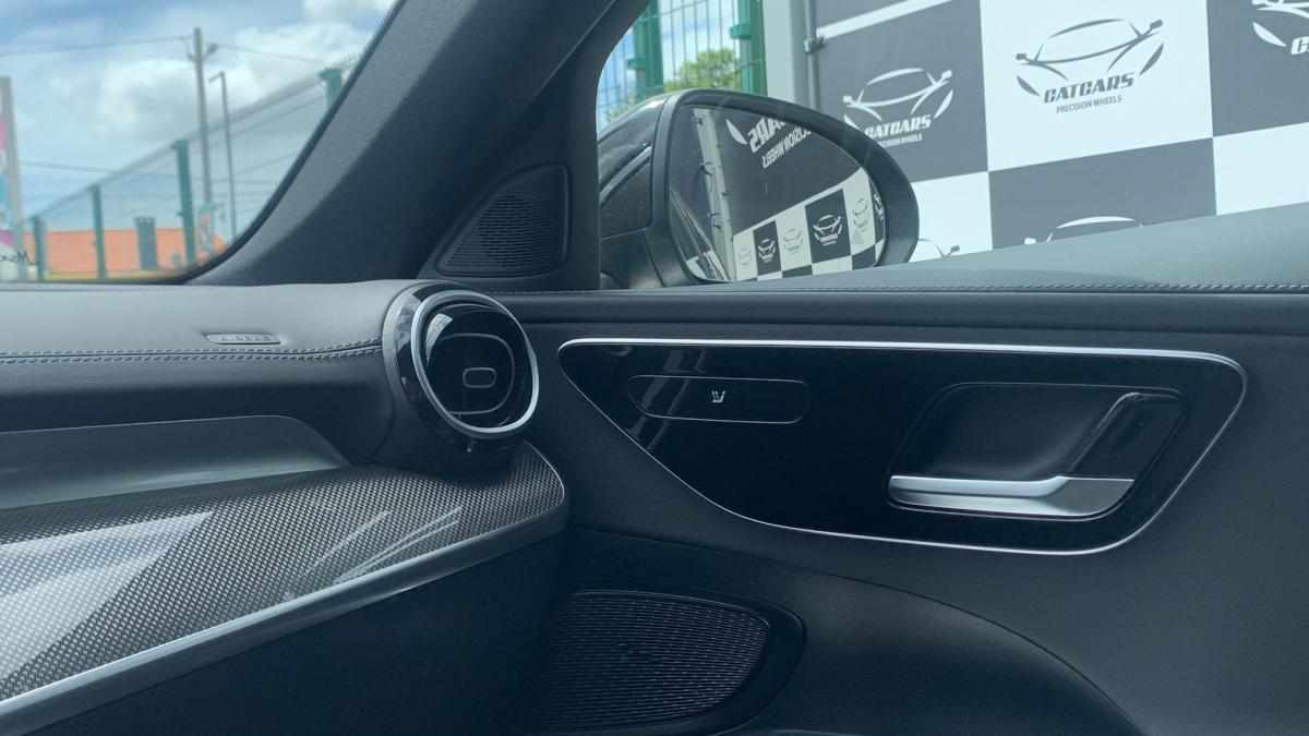 mercedes-benz-classe-c-2023-hibrido-a-gasolina-1999cc
