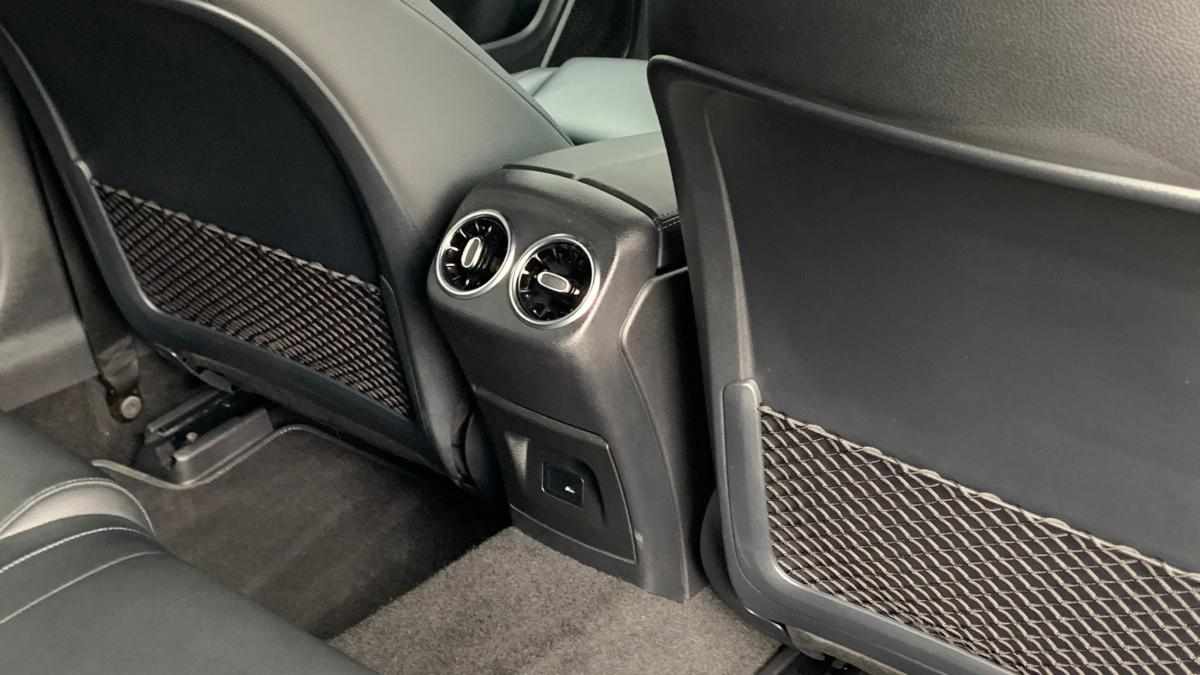mercedes-benz-cla-250-e-2021-gasolina-1332cc