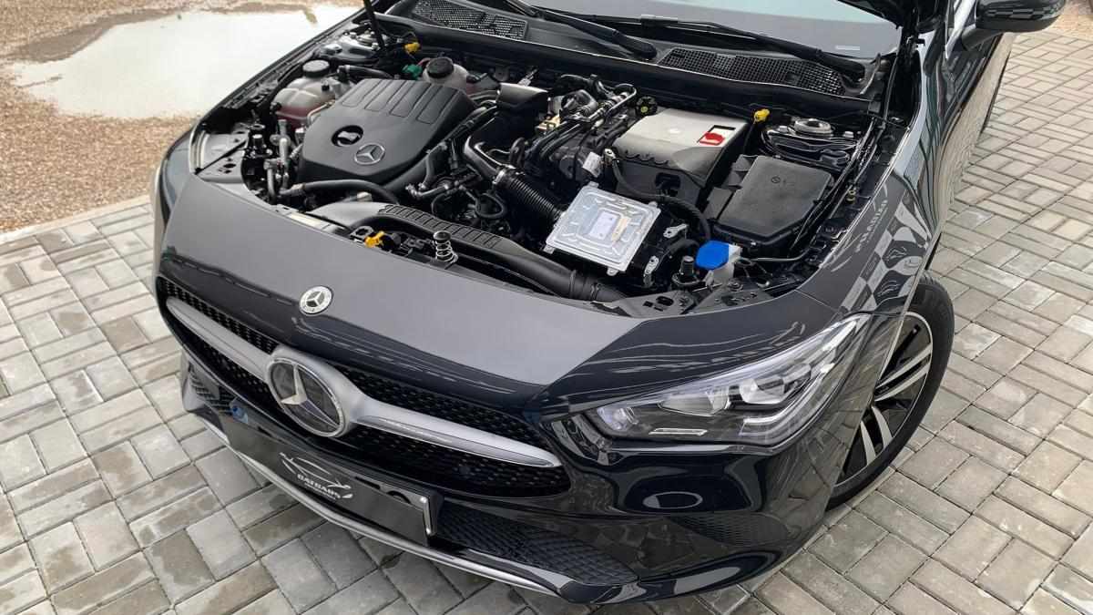 mercedes-benz-cla-250-e-2021-gasolina-1332cc
