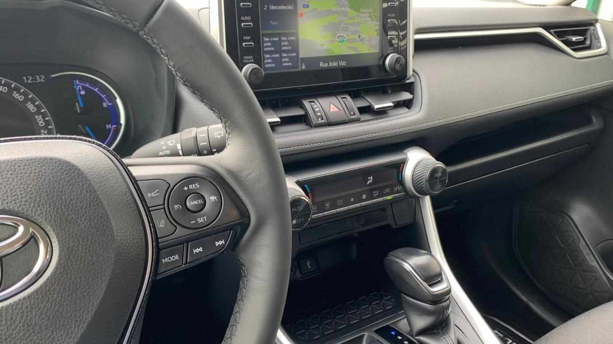 toyota-rav4-2-5-hybrid-2021-gasolina-2487cc
