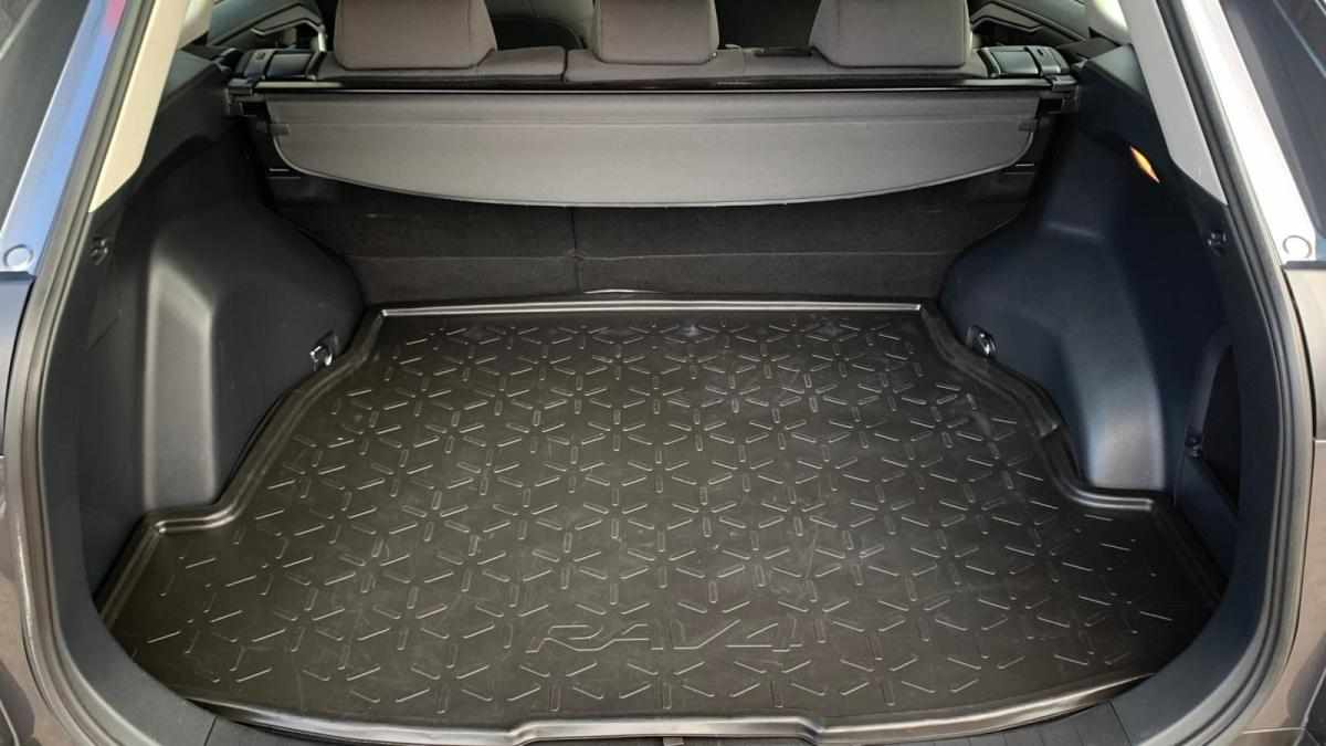 toyota-rav4-2-5-hybrid-2021-gasolina-2487cc