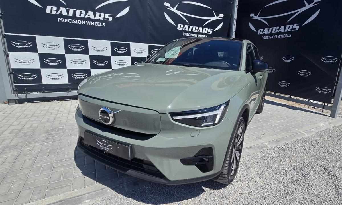 volvo-c40-recharge-pure-electric-2023-eletrico