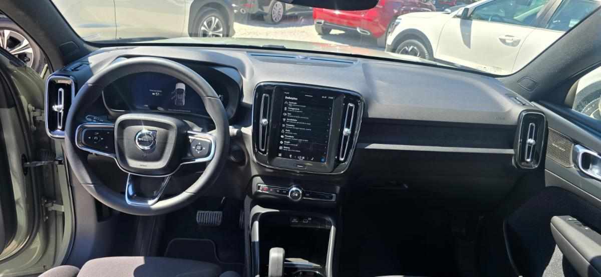 volvo-c40-recharge-pure-electric-2023-eletrico