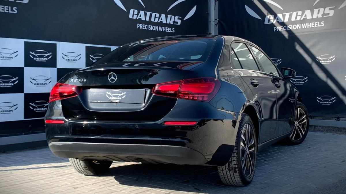 mercedes-benz-classe-a-a-250-e-2023-gasolina-1332cc